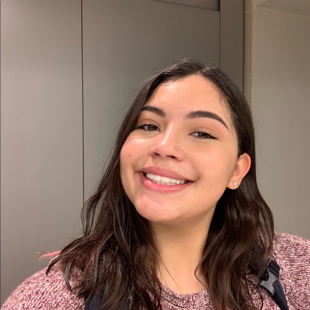 Meet your Posher, Cynthia